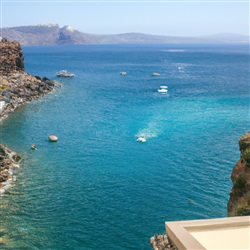 Ontdek de verborgen schatten van Santorini: De top plekken om te snorkelen