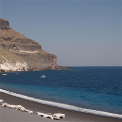 Ontspannen op de prachtige stranden van Santorini